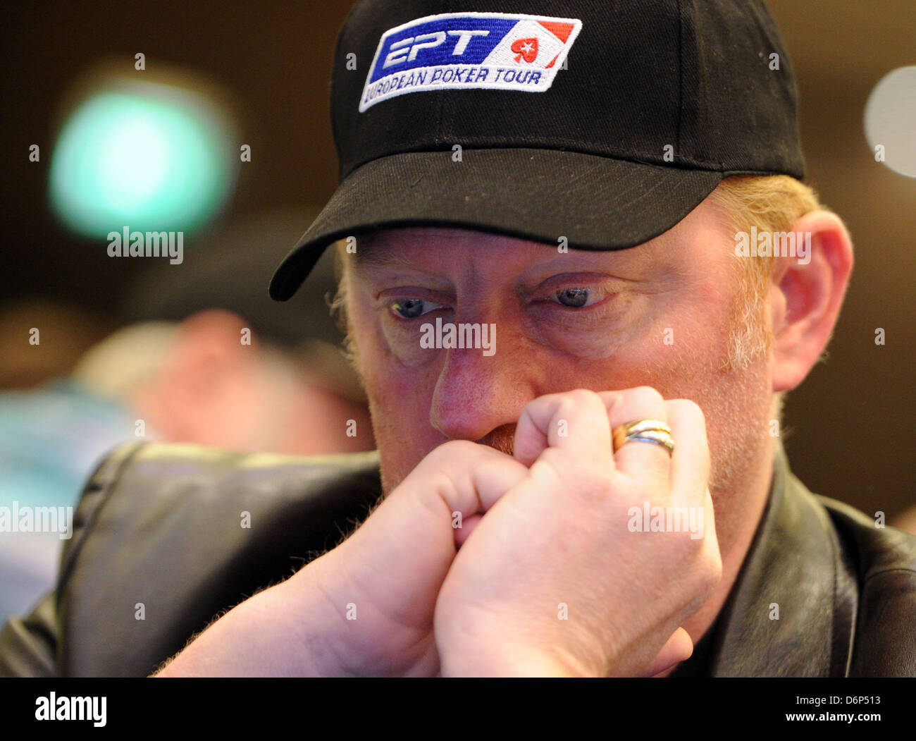 Ehemaliger Tennisspieler Boris Becker nimmt Teil an der European Poker Tour in Berlin, Deutschland, 21. April 2013. Dies ist das größte Pokerturnier Europas, mit mehr als 800 Teilnehmer. Foto: Ole Spata Stockfoto