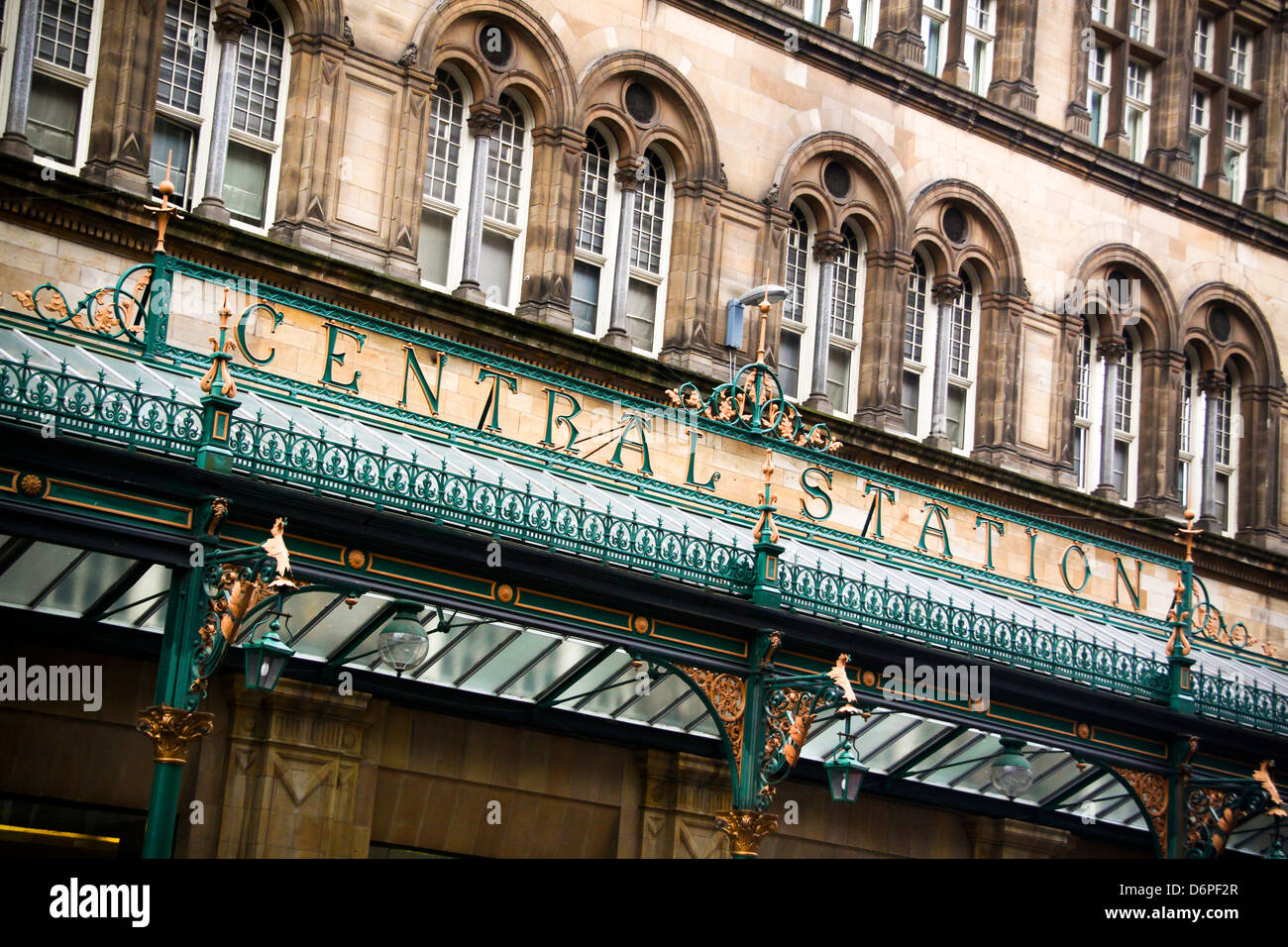 Glasgow Central Station Fassade und Dach Stockfoto