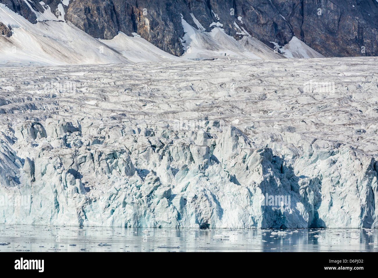 Kalbende Gletscher, Hornsund, Spitzbergen, Svalbard-Archipel, Norwegen, Skandinavien, Europa Stockfoto