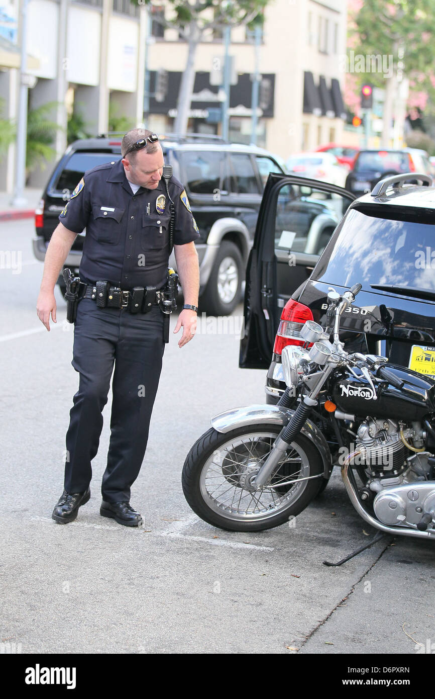 Beverly hills police -Fotos und -Bildmaterial in hoher Auflösung – Alamy