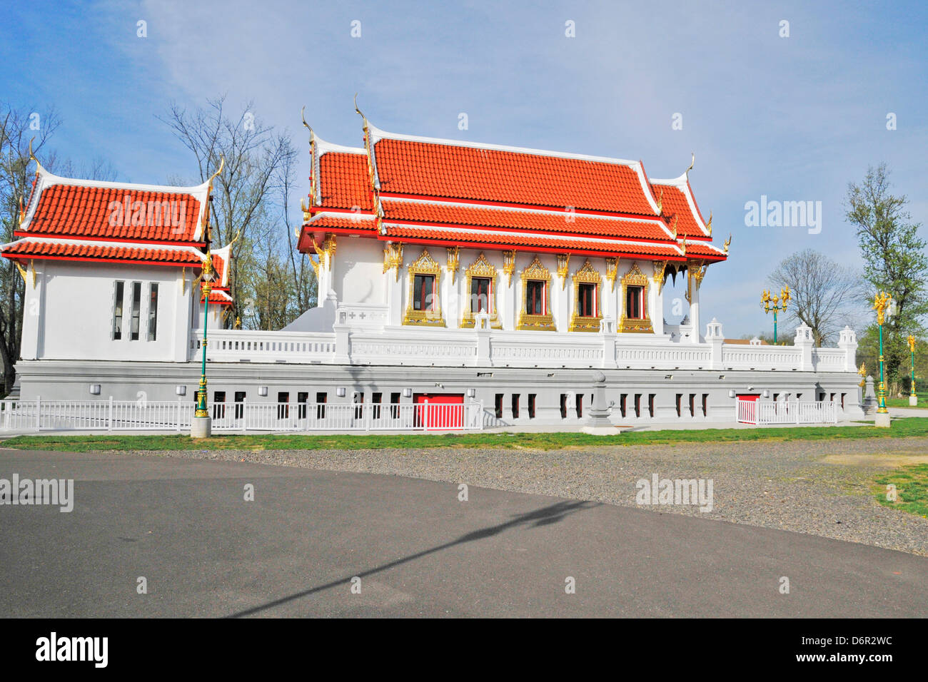 Mongkoltepmunee buddhistische Tempel und Meditationszentrum, Bensalem, Pennsylvania, USA Stockfoto