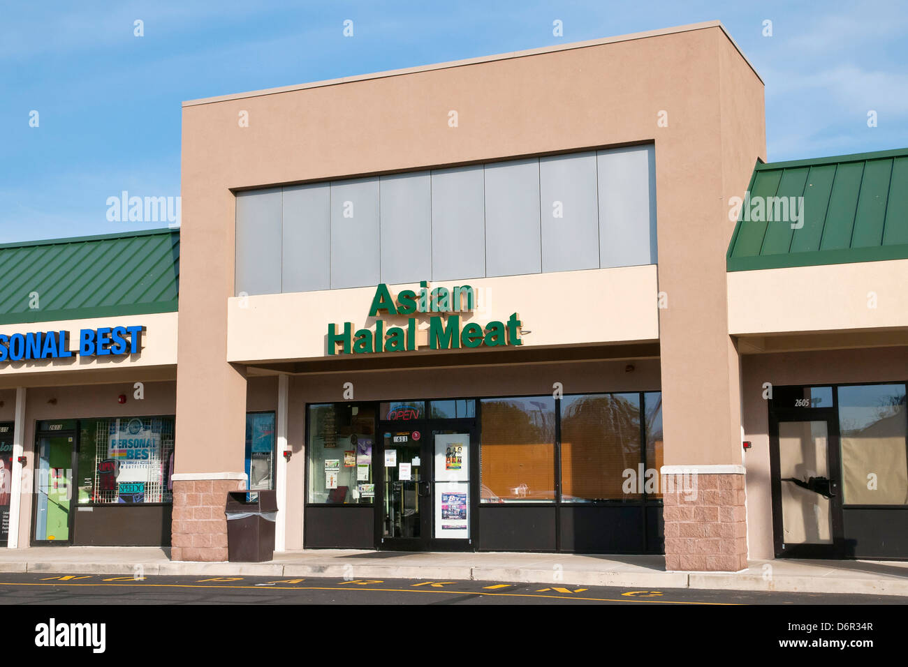 Asiatische und Halal-Fleisch-Shop, Bensalem, Pennsylvania, USA Stockfoto