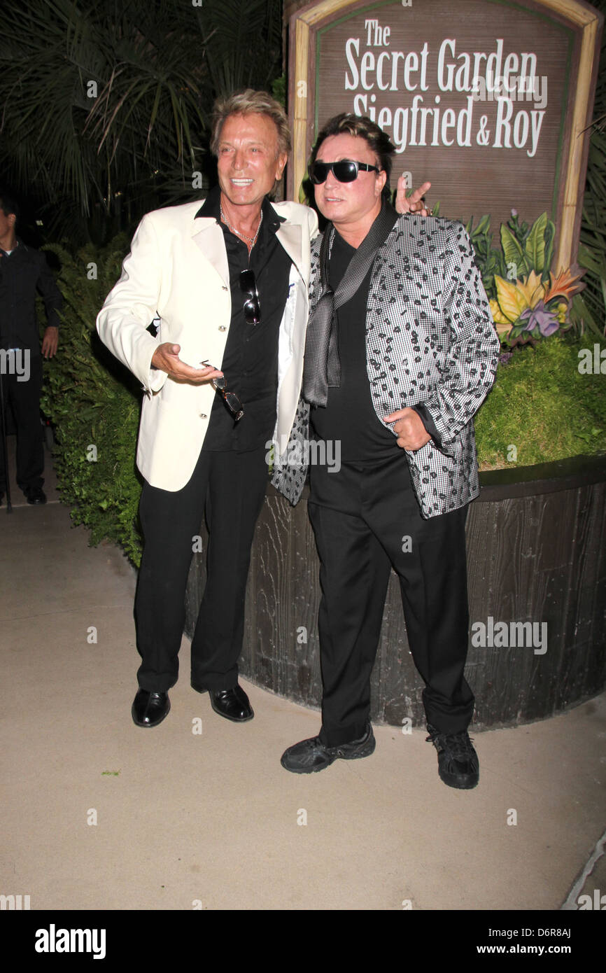 Roy Horn, Siegfried Fischbacher The Mirage feiert Meister Illusionist Roy Horn Geburtstag statt bei Siegfried und Roy es Secret Stockfoto