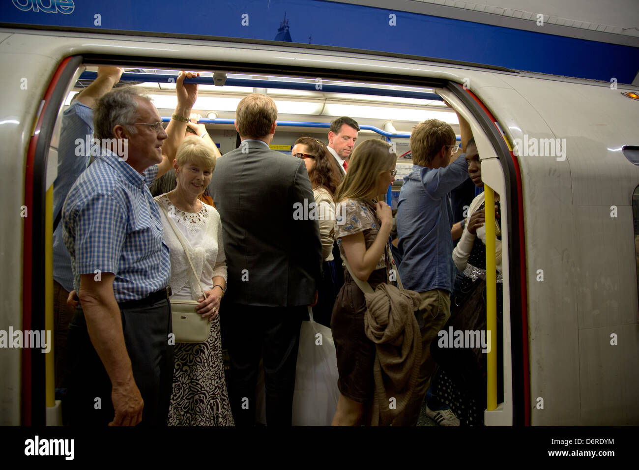 London, UK, U-Bahn-Station Covent Garden (Piccadilly Line) Stockfoto