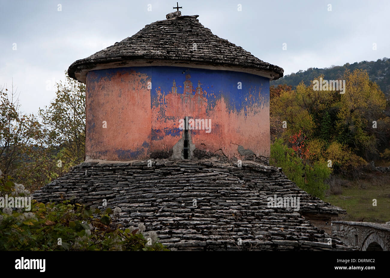 Griechenland, Epirus, Olymp, Zagoria, alte Kloster Kuppel Stockfoto