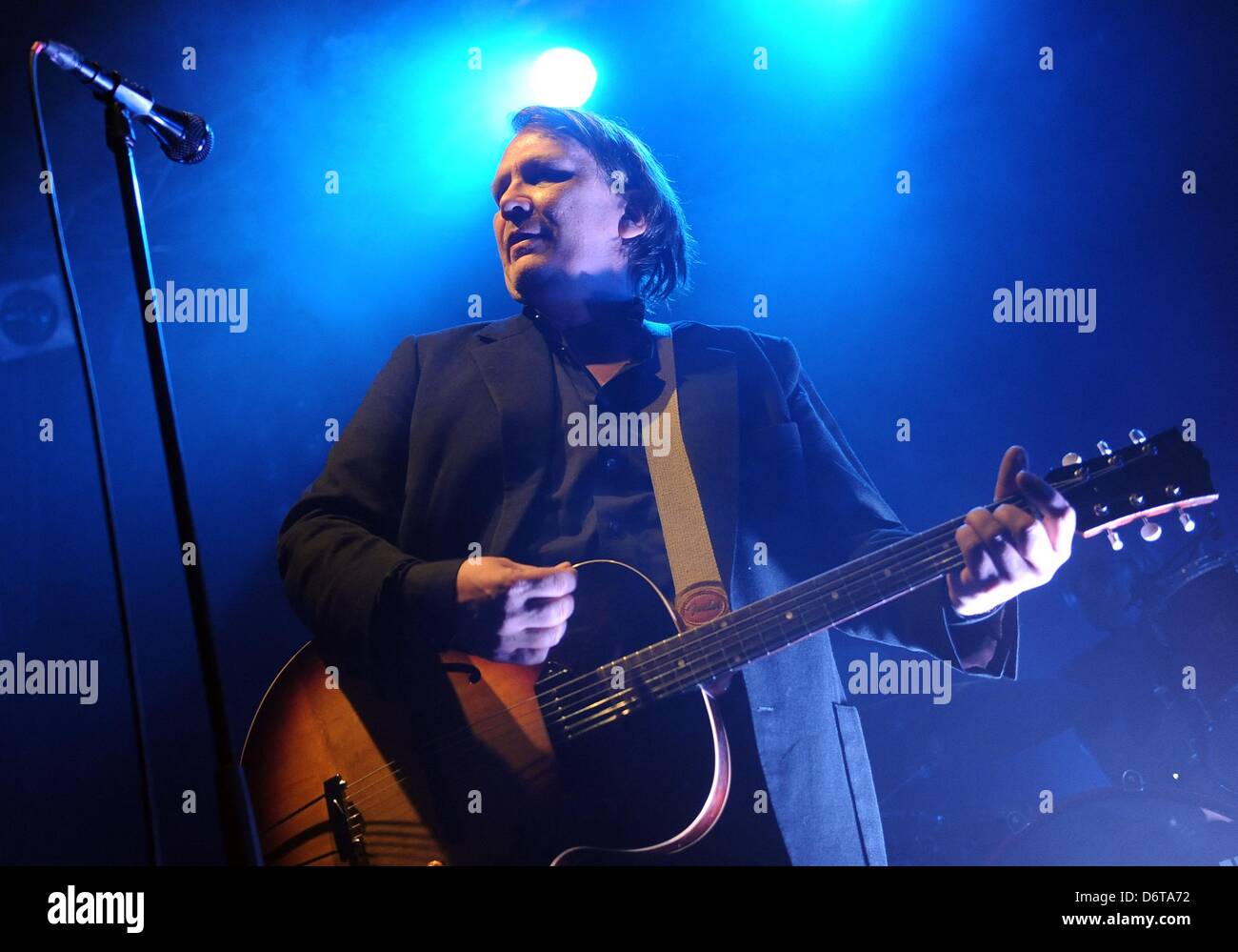 Tickets auf der gitarre Fotos und Bildmaterial in hoher Auflösung Alamy
