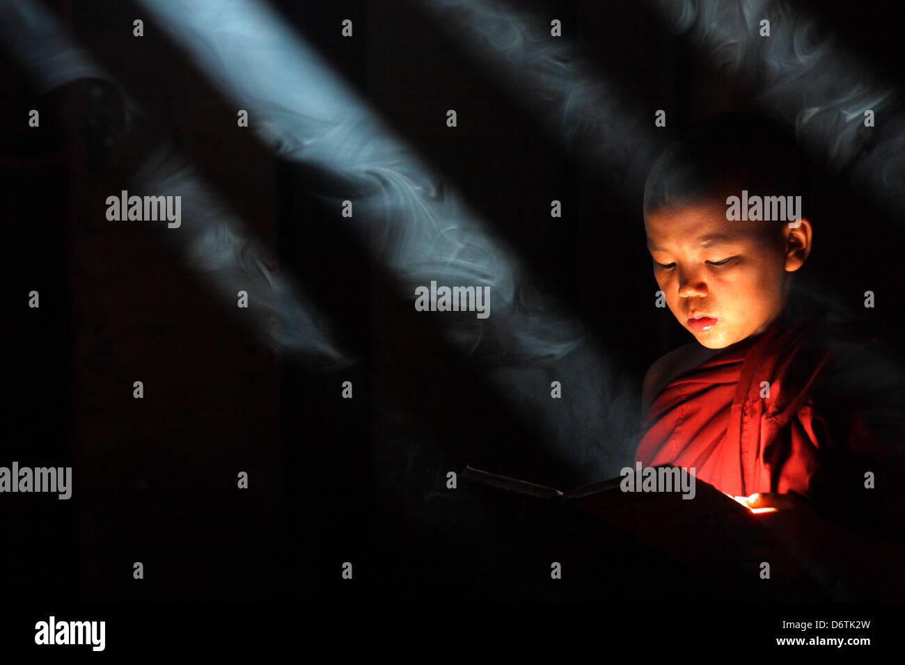 junge Buddhust Nonice/Mönch aus Myanmar/Birma Stockfoto