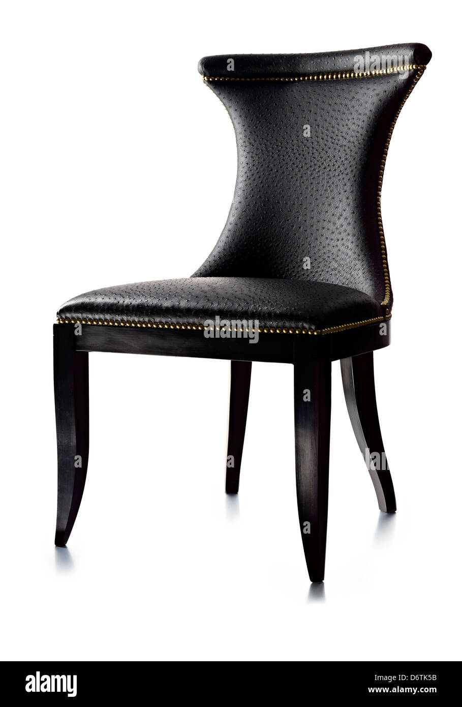 Schwarz Strauß Leder Esszimmerstuhl Halle Stockfoto