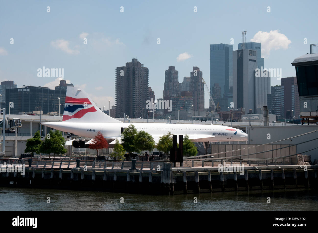 Einen British Airways Flugzeug gesehen vom Hudson River in New York City, USA Stockfoto