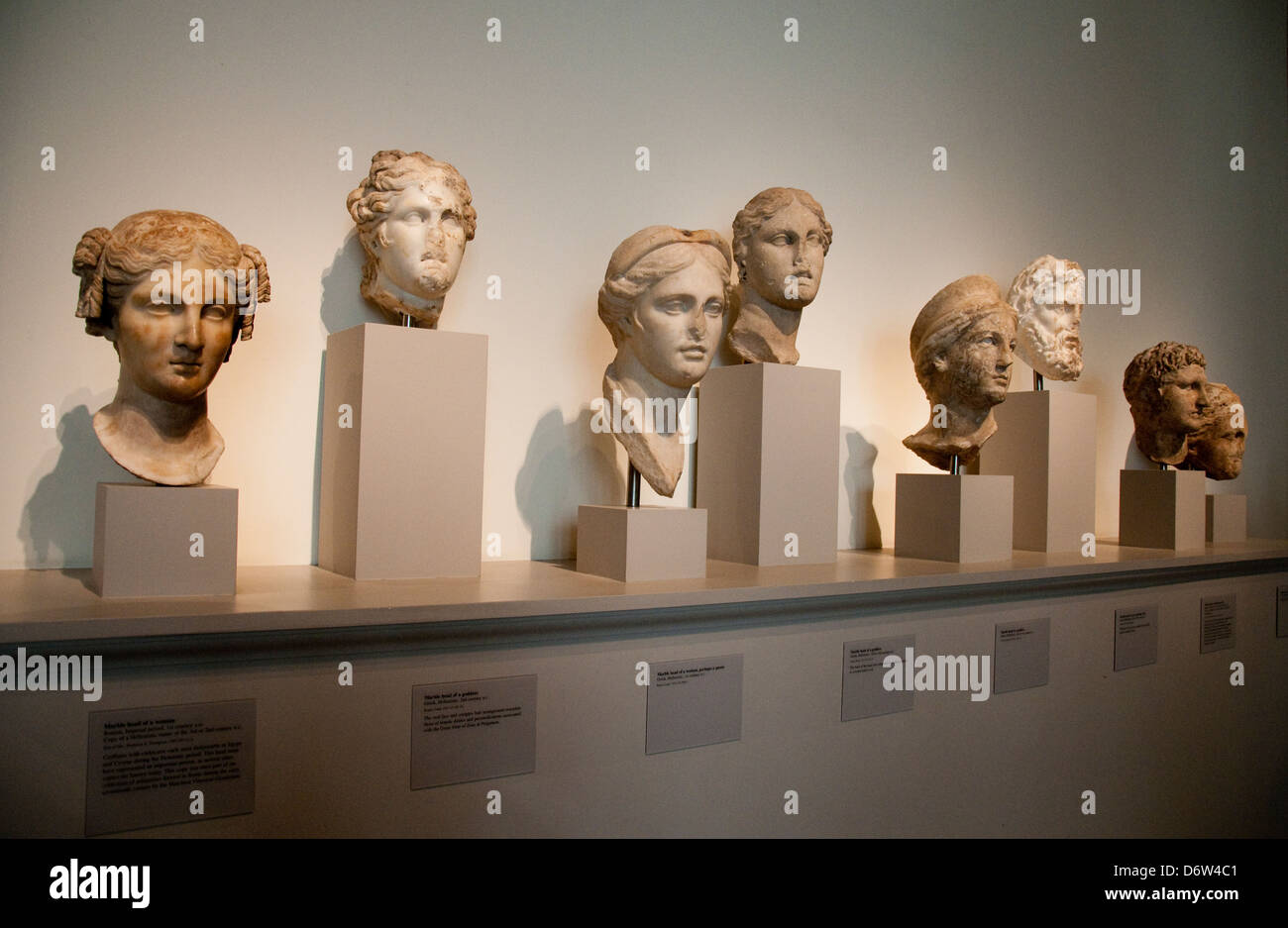 Büsten in der griechischen und römischen Kunst Galerie im Metropolitan Museum of Art, (Met) in New York City USA Stockfoto