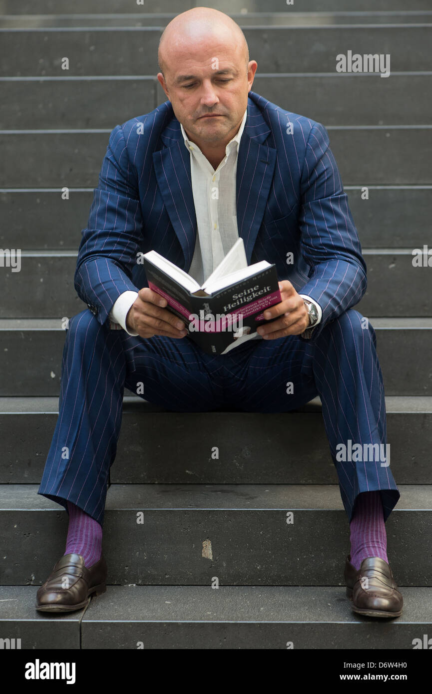 Berlin, Deutschland, Gianluigi Nuzzi Autor mit seinem Buch, seine Heiligkeit Stockfoto