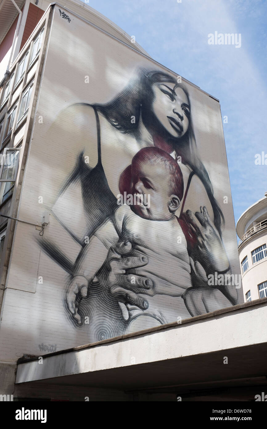 El-Macs Frau und Baby Wandbild Bristol Stockfoto