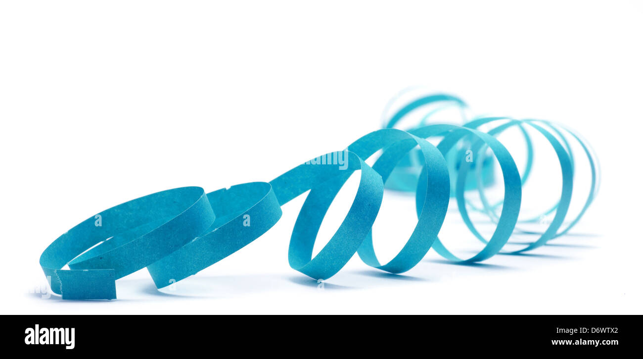 Partei-Streamer über einen weißen Hintergrund mit blauer Farbe Stockfoto
