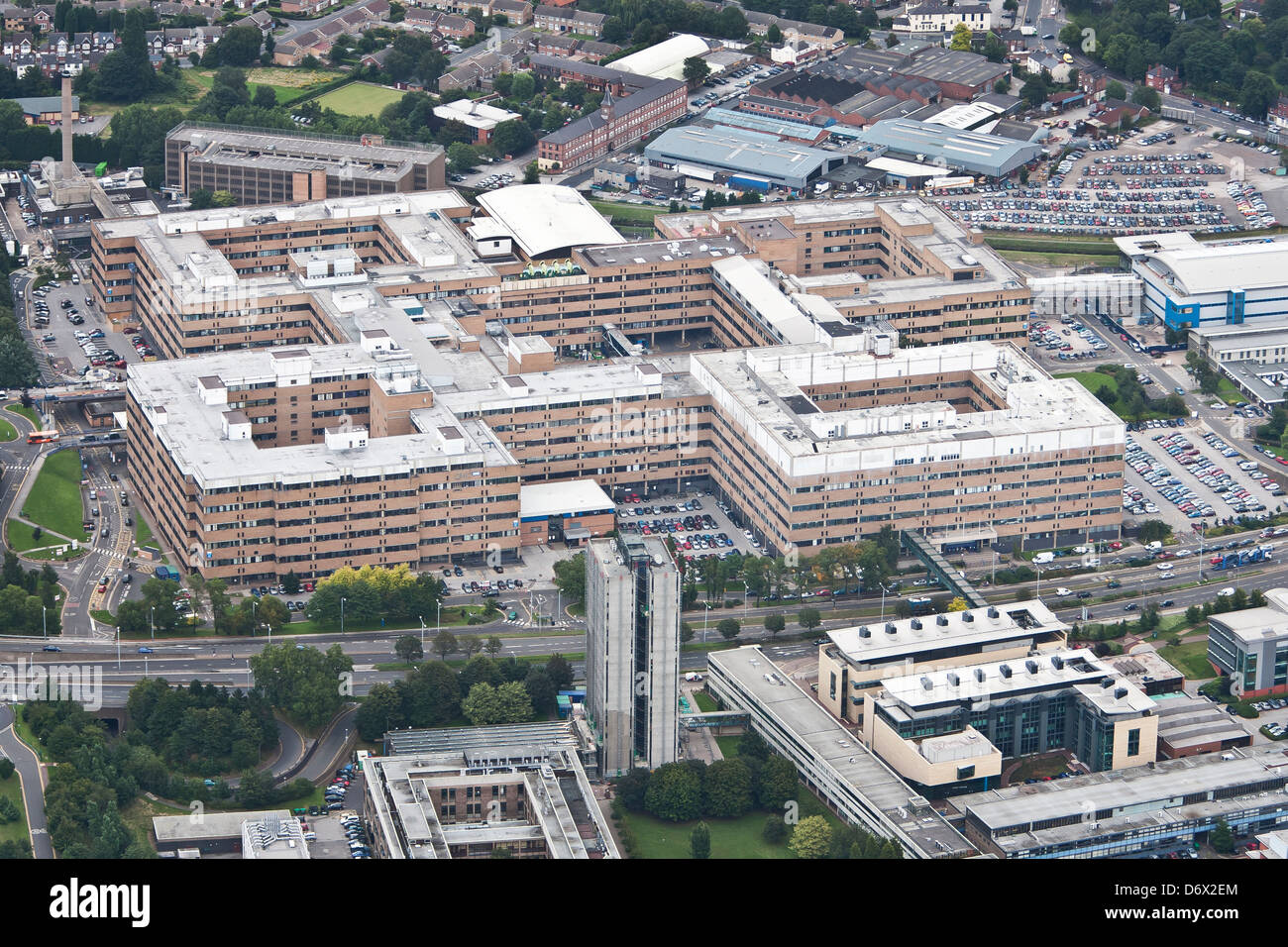 Luftaufnahme des Queens Medical Centre Krankenhaus QMC in Nottingham. Stockfoto