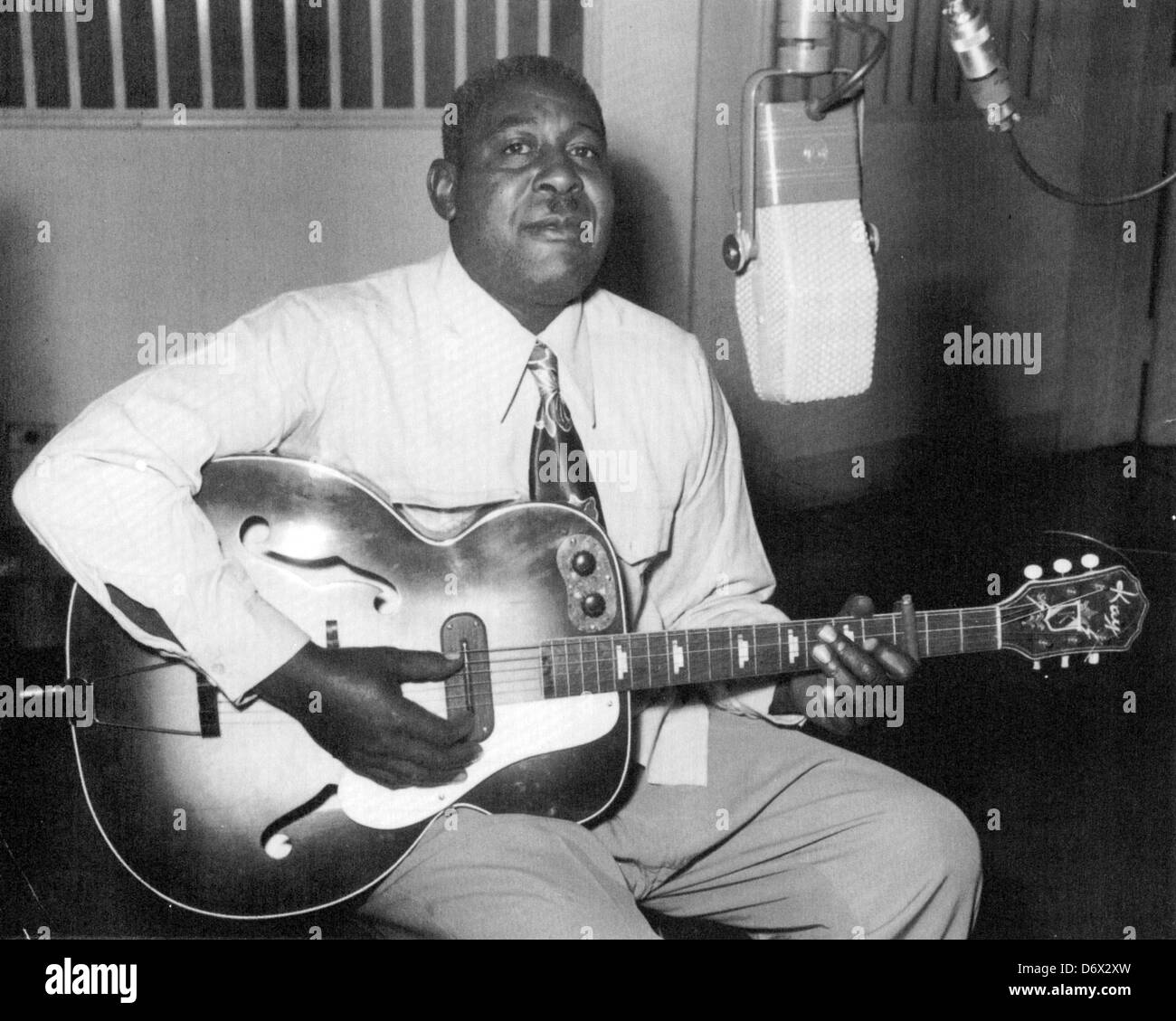 Arthur Crudup Fotos Und Bildmaterial In Hoher Aufl sung Alamy arthur-crudup-fotos-und-bildmaterial-in-hoher-aufl-sung-alamy