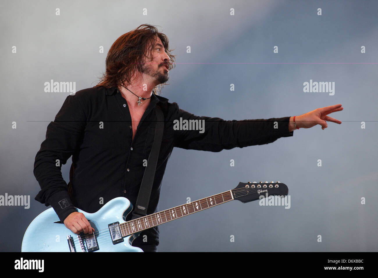 Dave Grohl von den Foo Fighters auf der Main Stage als Schlagzeile auf T im Park Music Festival, Balado, Schottland tätig. Stockfoto