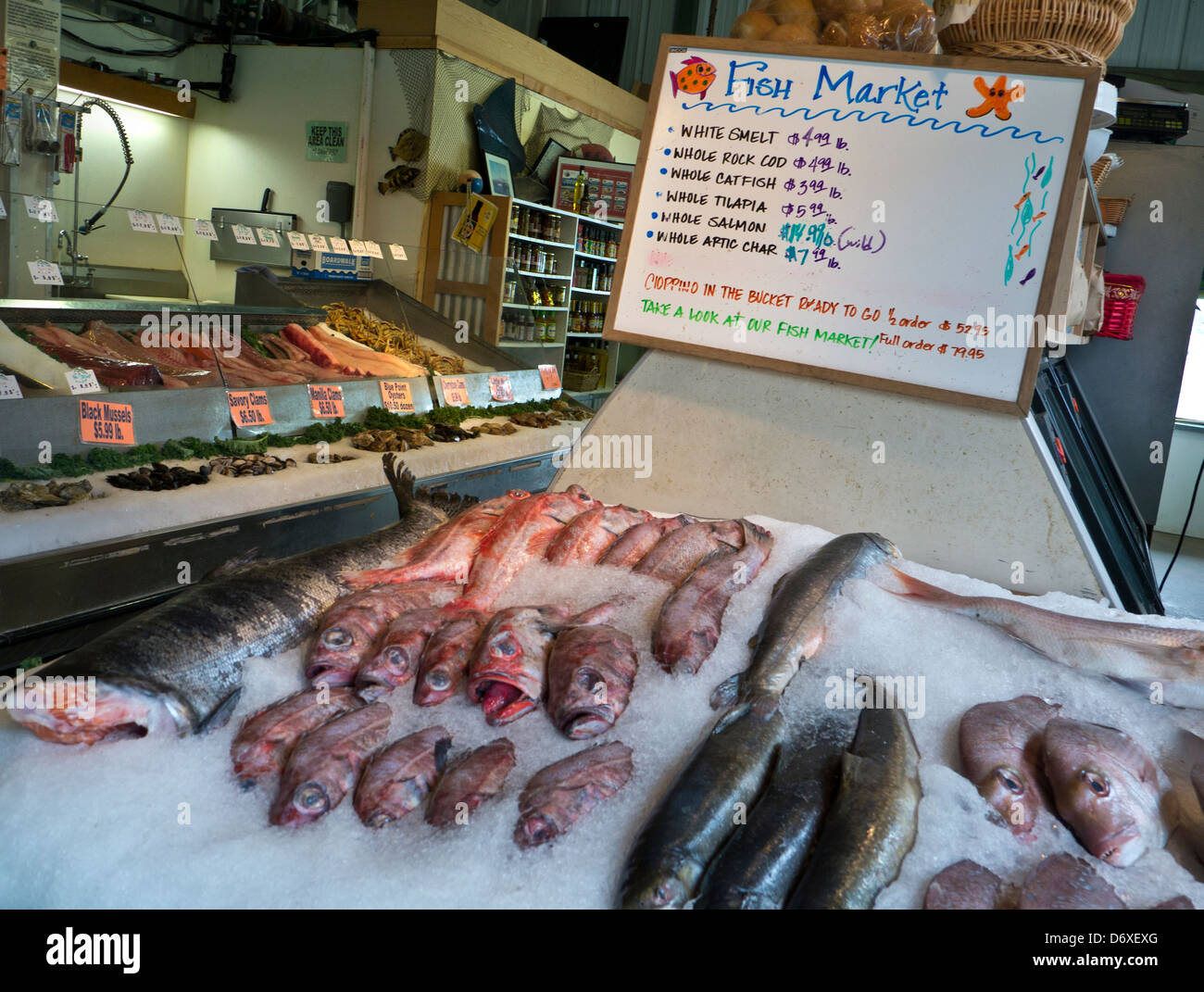 Beliebte lokale bewertet Phils Fisch Markt & lokal in Moss Landing Monterey Bay, Kalifornien USA Stockfoto