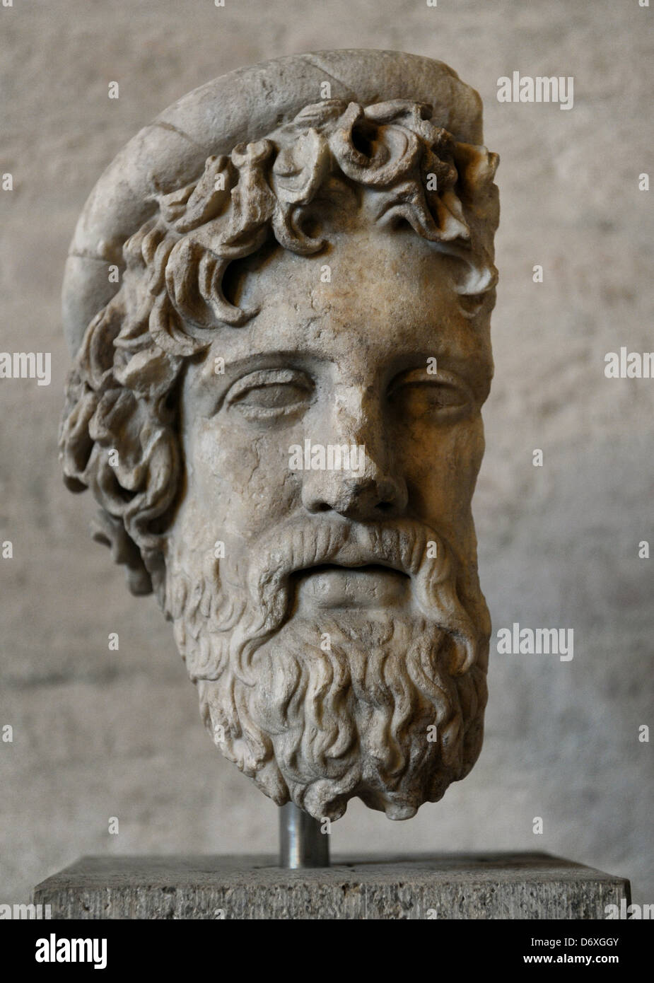 Griechische Kunst. Den Kopf von einer Statue des Asklepios, der Gott der Heilkunst. Römische Skulptur nach Original von etwa 420 V.Chr. Stockfoto