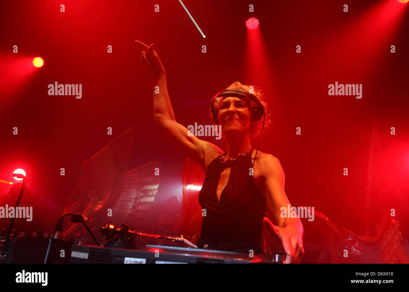 Marusha techno Fotos und Bildmaterial in hoher Auflösung Alamy