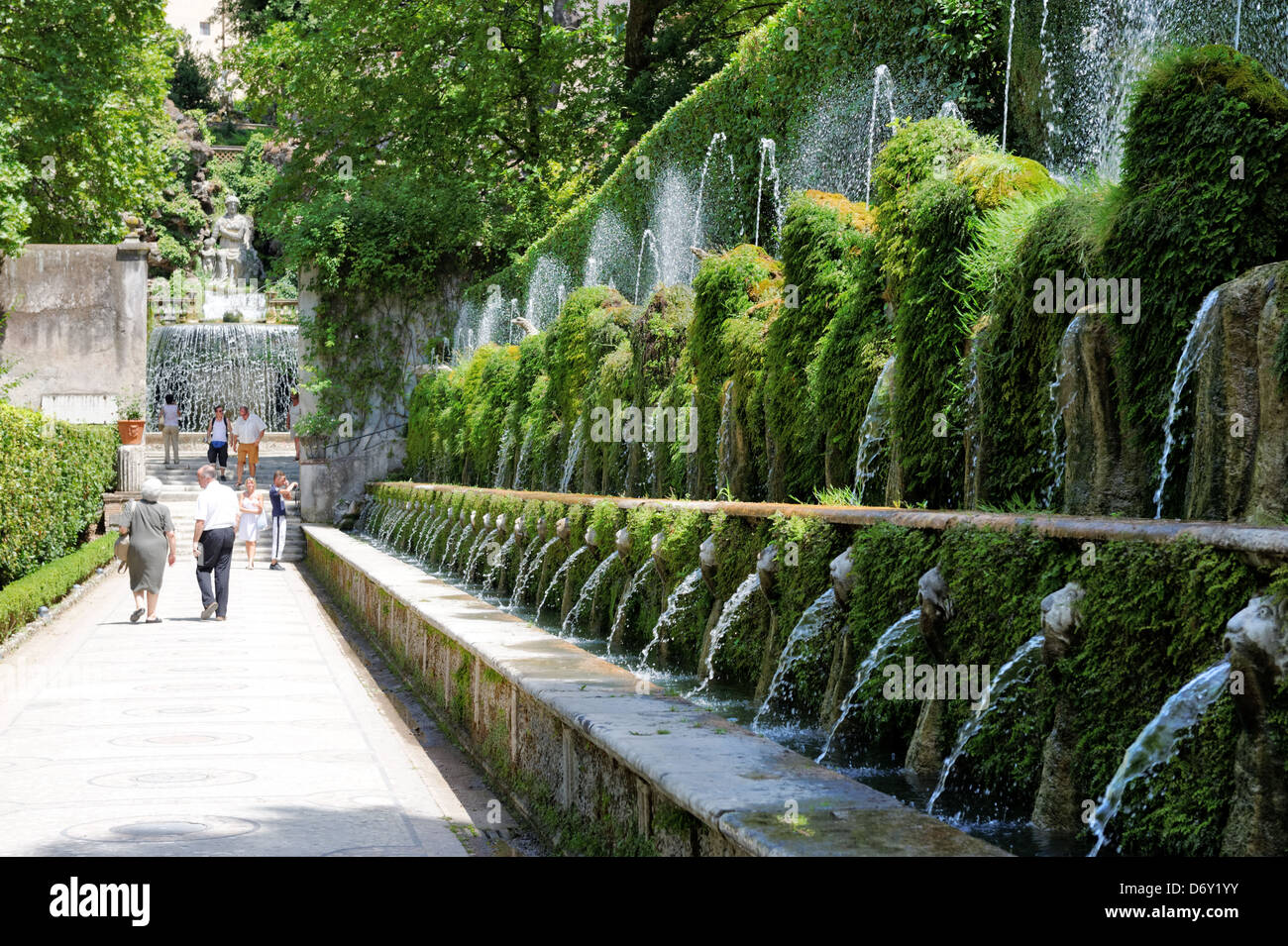 Villa d Este. Tivoli. Italien. Blick entlang der Allee der hundert