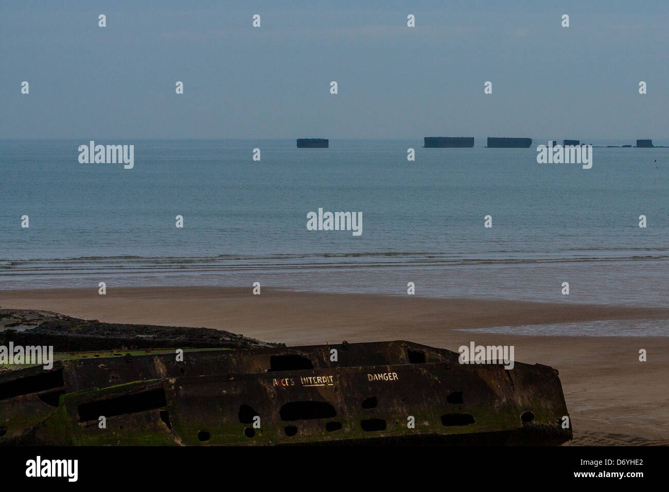 Maulbeere-Hafen auf dem goldenen Strand Carles Arromanches-Les-Bains, Juni 6 th 1944, Zweiter Weltkrieg (1939-1945), Normandyce Stockfoto