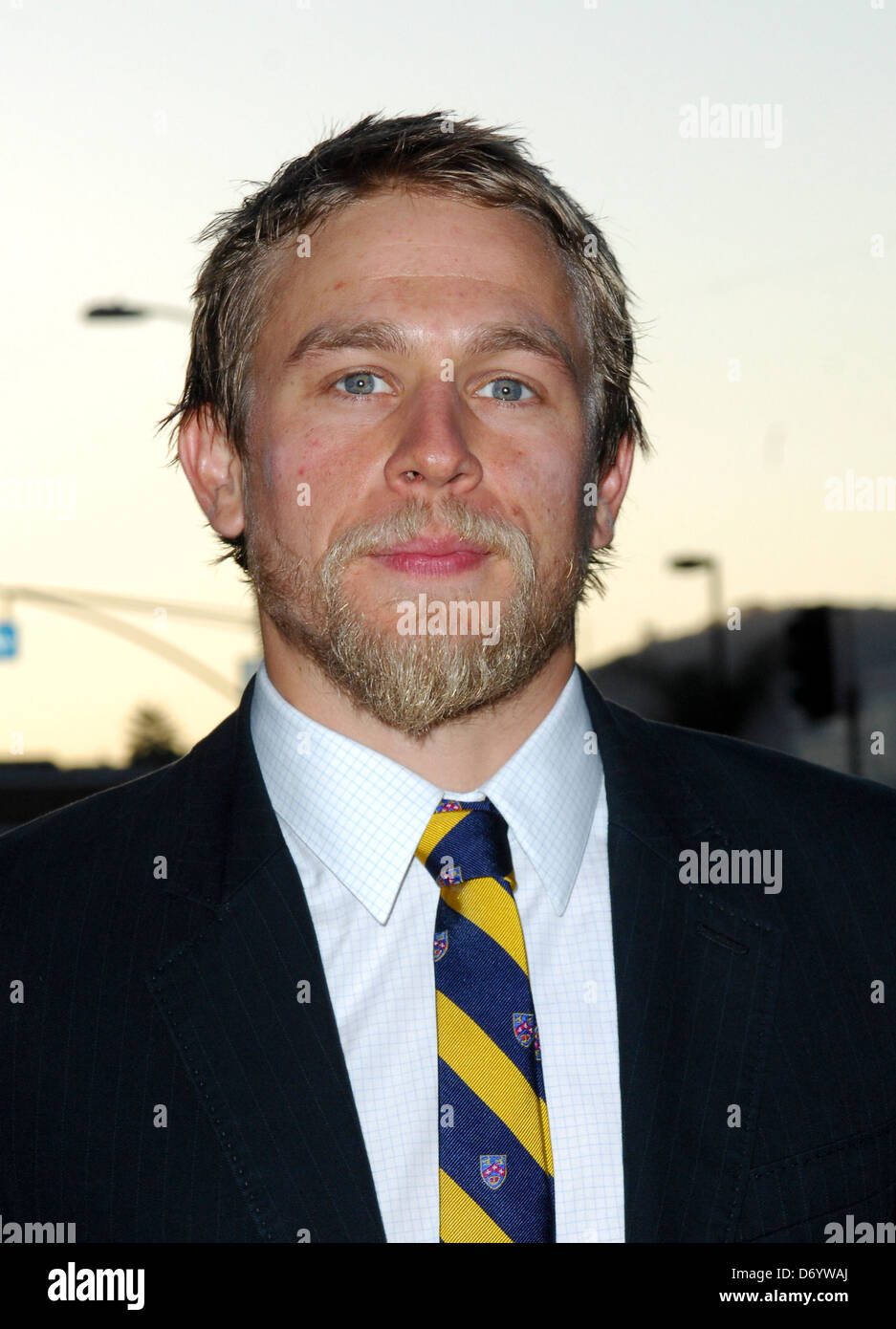 Charlie Hunnam Screening von FX "Sons Of Anarchy" Staffel 4 Premiere an ArcLight Kinos Cinerama Dome Hollywood, California- Stockfoto