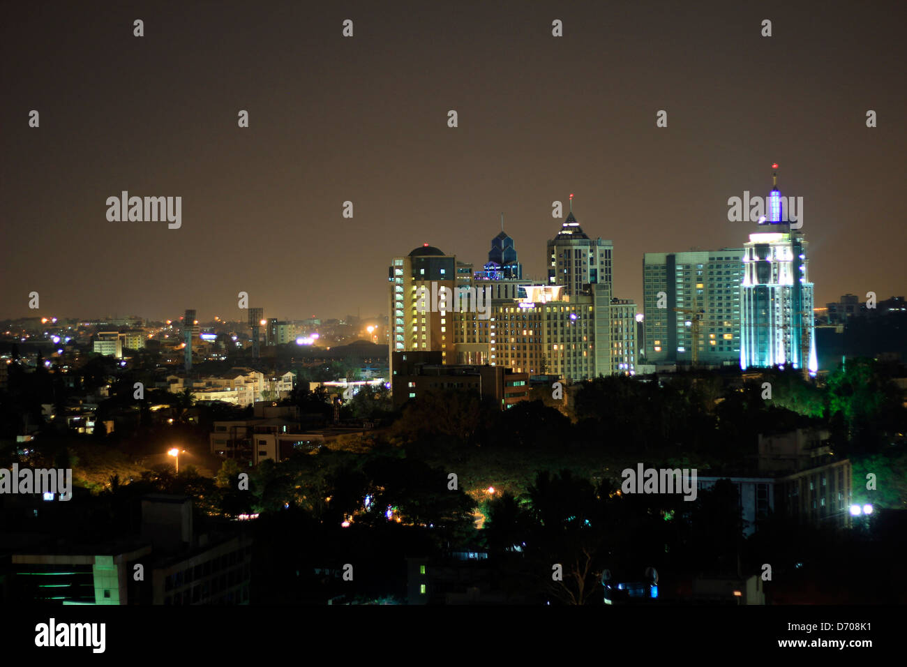 Bangalore City bei Nacht Stockfoto