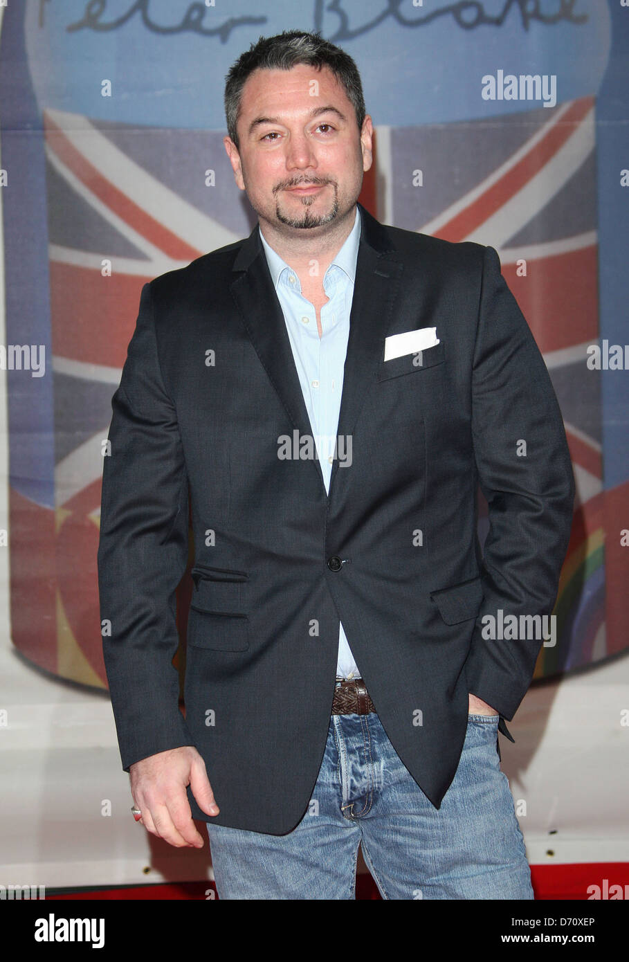 Huey Morgan statt Fun Lovin Criminals Brit Awards 2012 in der O2 - Ankünfte London, England - 21.02.12 Stockfoto