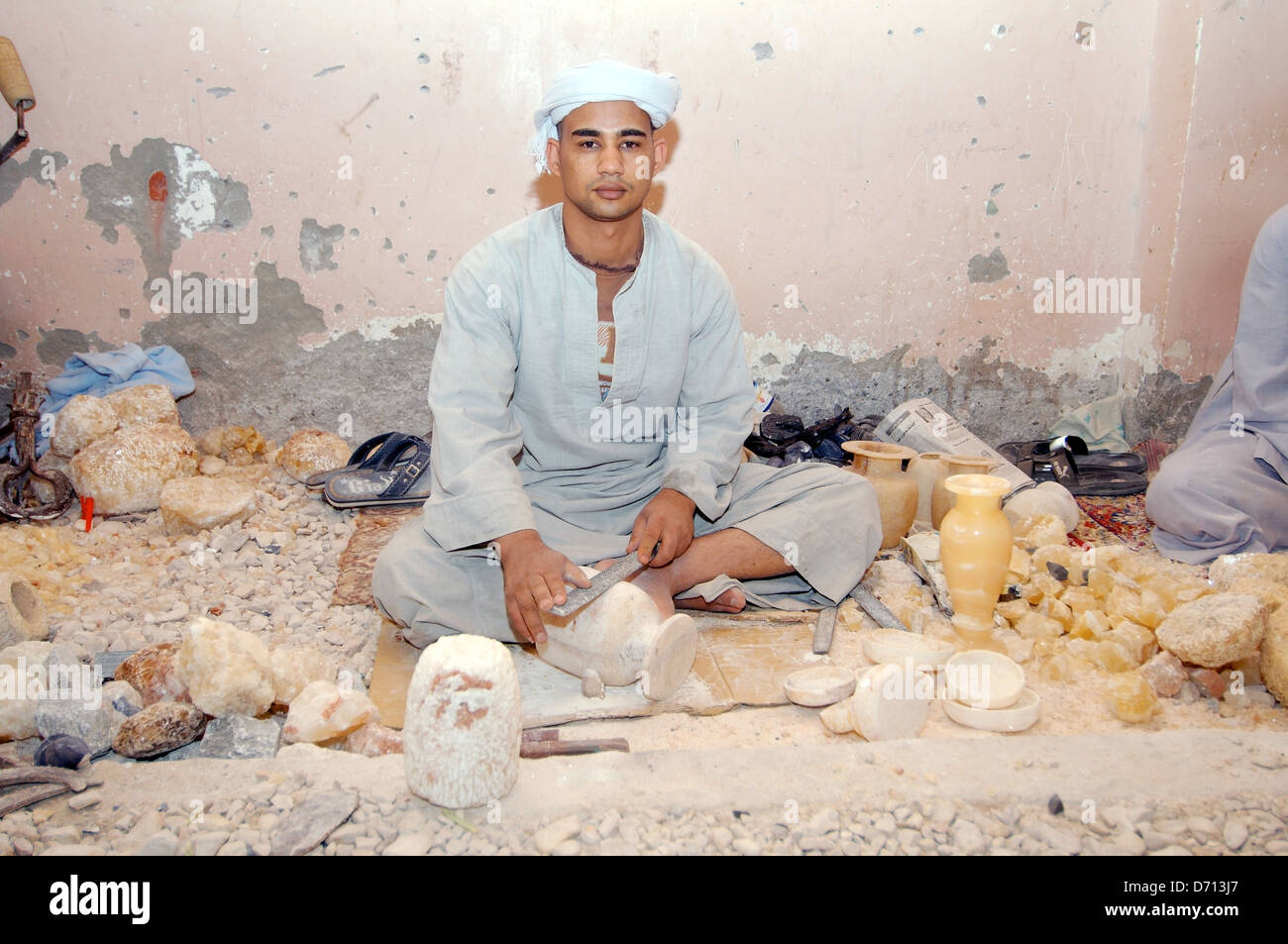 Steinmetz macht Souvenirs, Luxor, Ägypten, Afrika Stockfoto