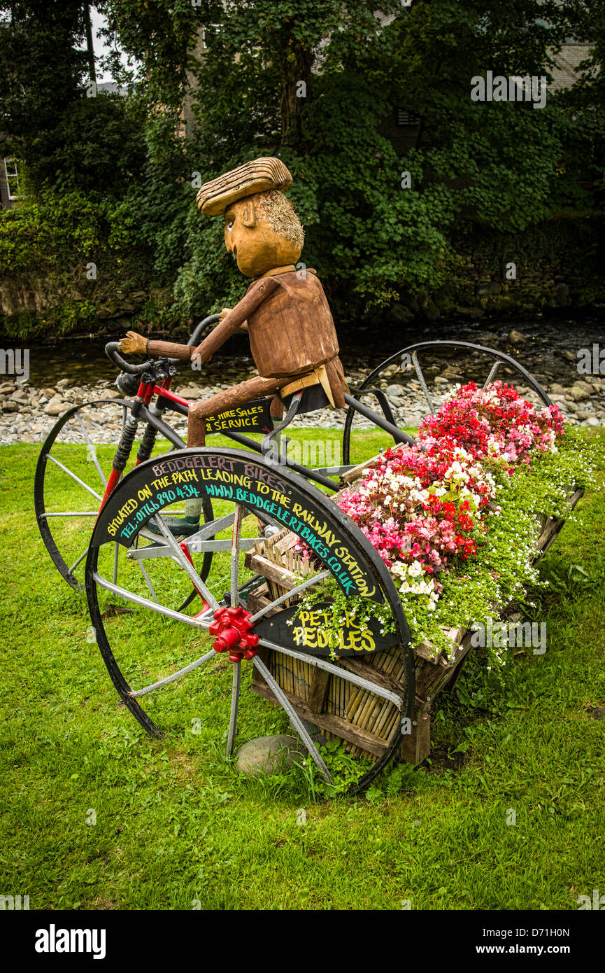 Neuartige Methode der Werbung eines Fahrradverleih in Beddgelert Nord-Wales Stockfoto