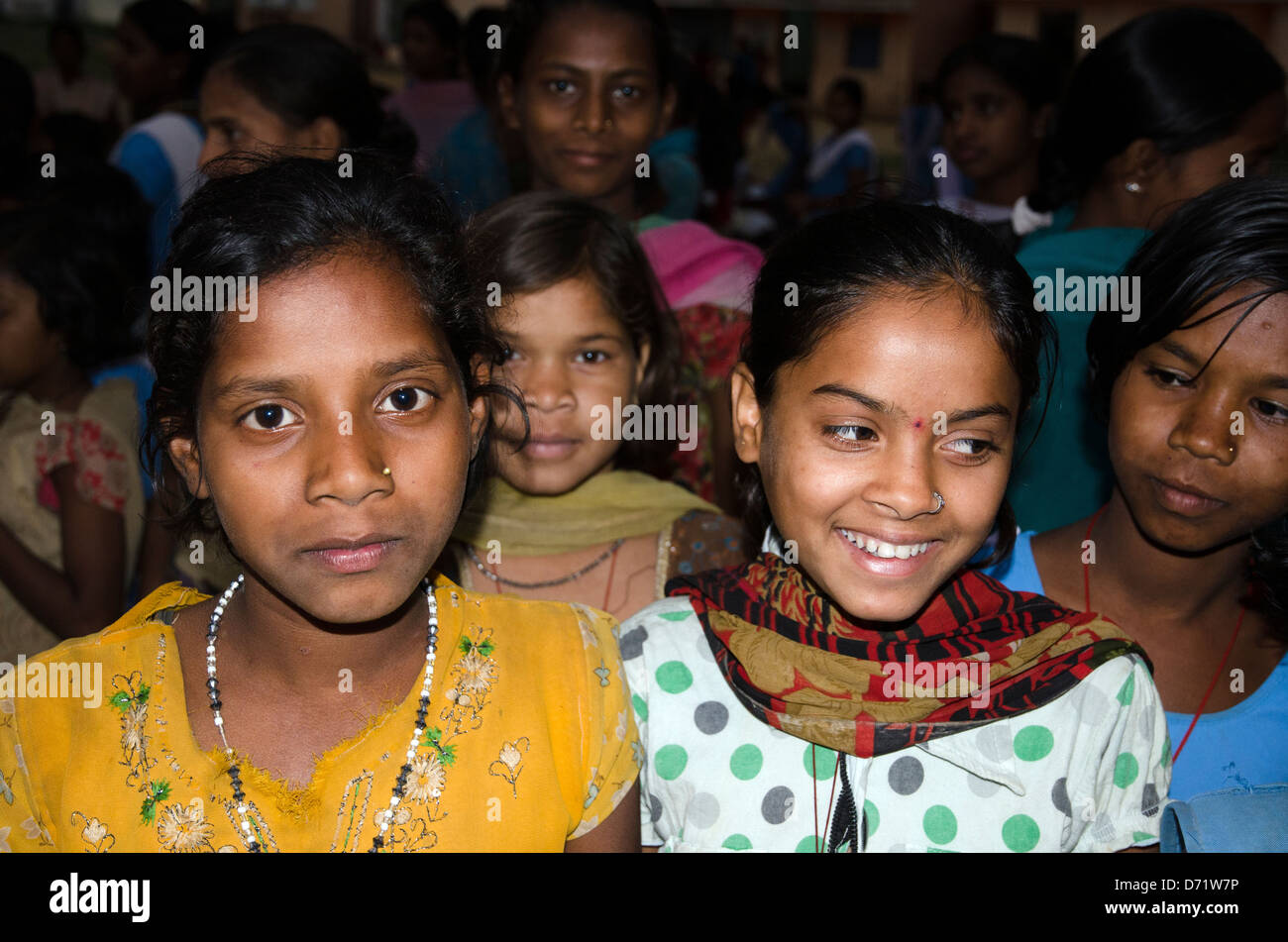 Schüler, Mädchen, Tala Junior Highschool, Madhya Pradesh, Indien Stockfoto