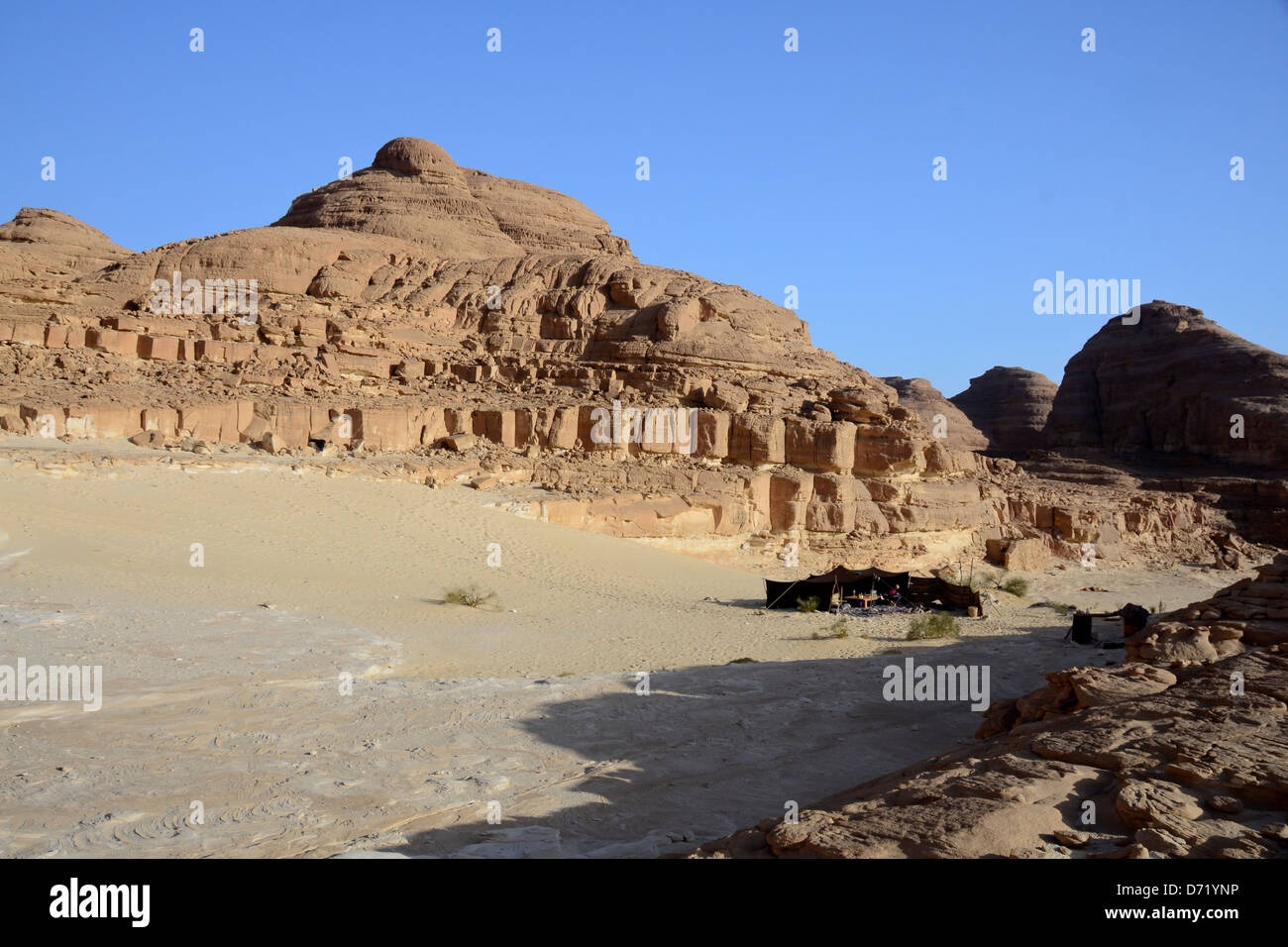 Ein Beduinen-Zelt in der Wüste Sinai, Ägypten Stockfoto
