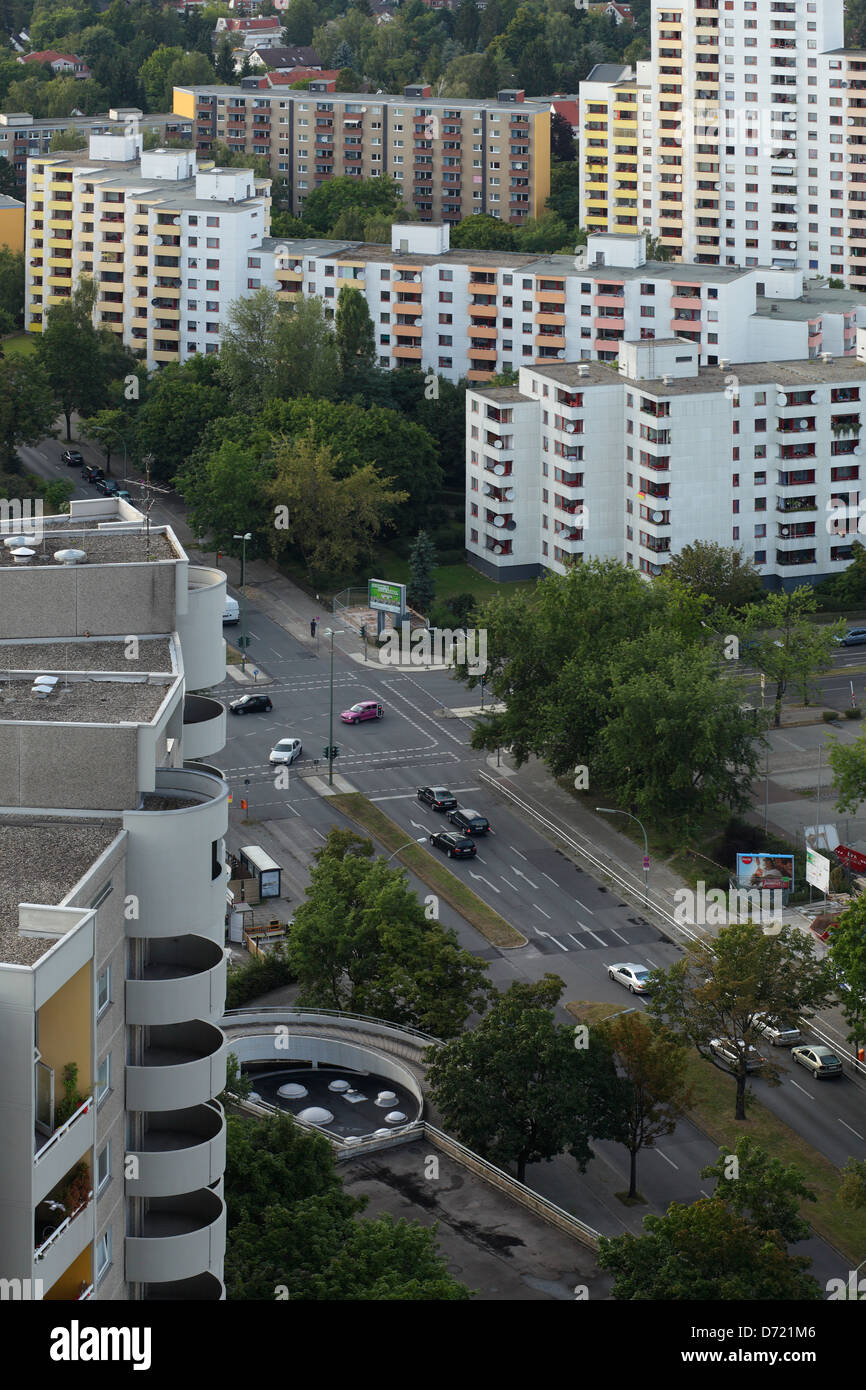 Berlin, Deutschland, Wohngebäude der Gropius-Stadt in Neukölln Stockfoto