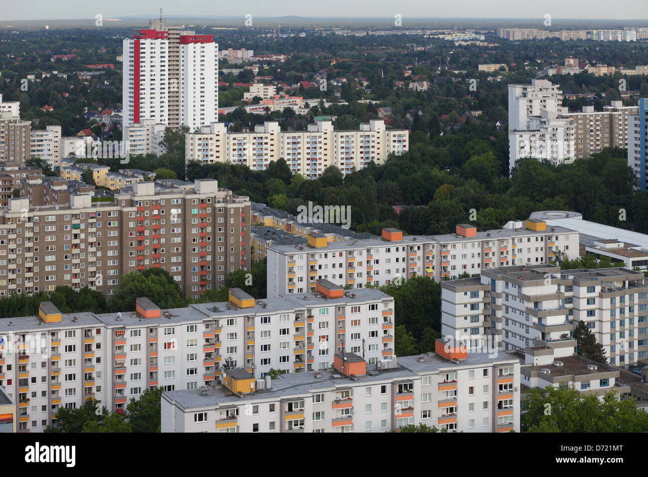 Berlin, Deutschland, Wohngebäude der Gropius-Stadt in Neukölln Stockfoto