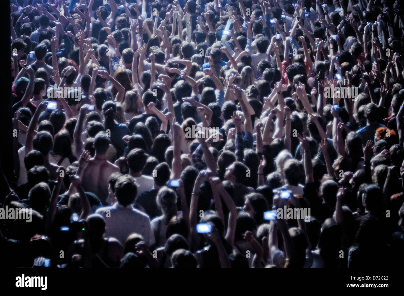 Schar von Fans auf der Rock-Konzert Stockfoto