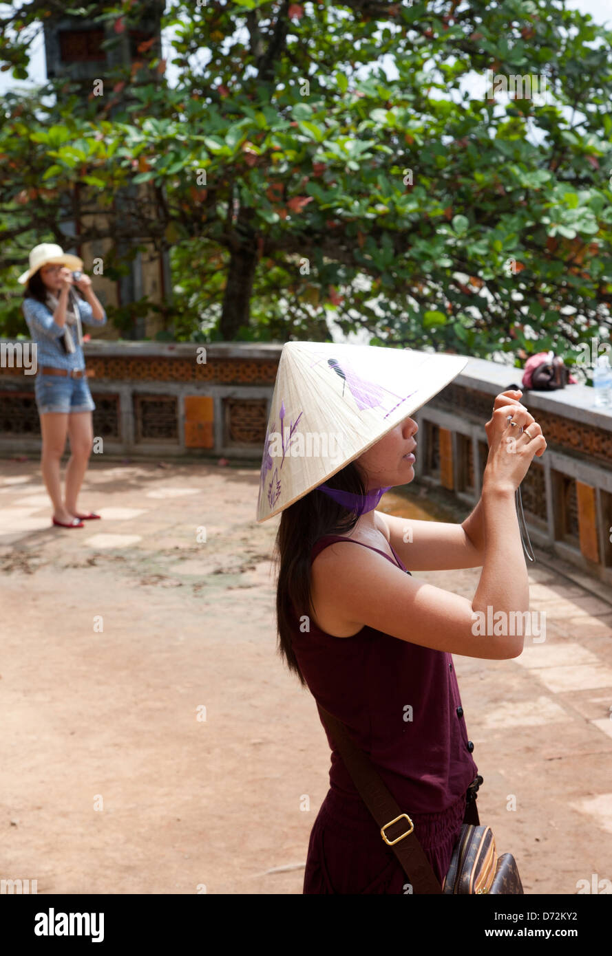 Hue, Vietnam Tourist Centre auf dem Gelände Thien Mu Pagode Stockfoto