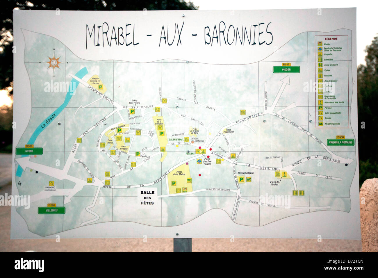 Mirabel Aux Baronnies, Frankreich, eine Gedenktafel mit der Karte Stockfoto