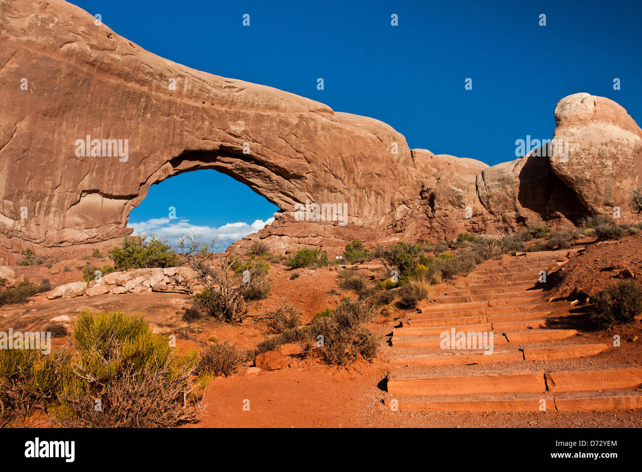 Fensterbogen im Arches-Nationalpark, Utah, Vereinigte Staaten Stockfoto