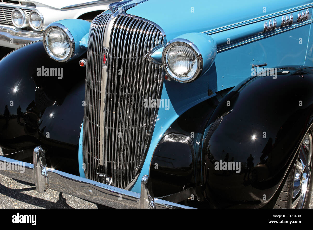 Ein Vintage und renovierte klassische Oldsmobile. Zeigen Sie auf dem Display auf der Flucht, um die Sonne Auto in Myrtle Beach, SC, März 2013 Stockfoto