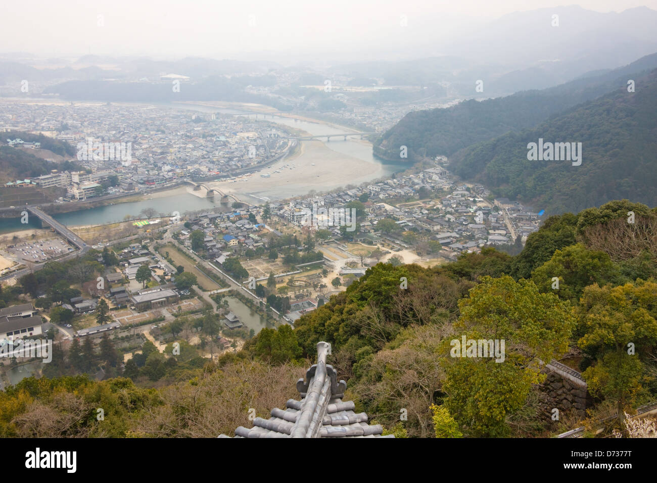 Ansicht des Stadtbildes von Iwakuni Burg Iwakuni, Japan Stockfoto