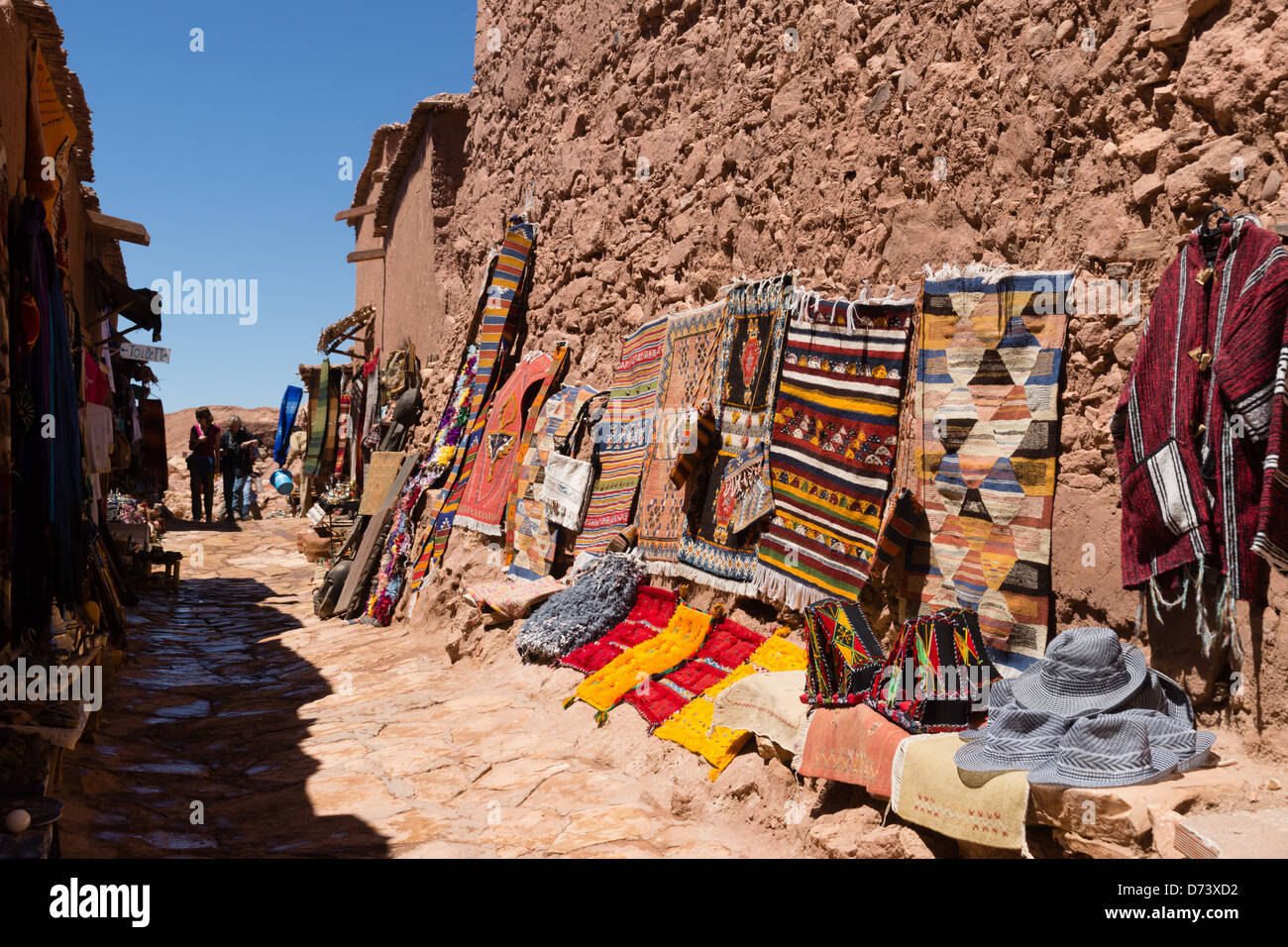 AIT Ben Haddou, in der Nähe von Ouarzazate, Marokko - historisches Dorf, Fort, legen Casbah und Film. UNESCO-Weltkulturerbe. Bunte Handel. Stockfoto