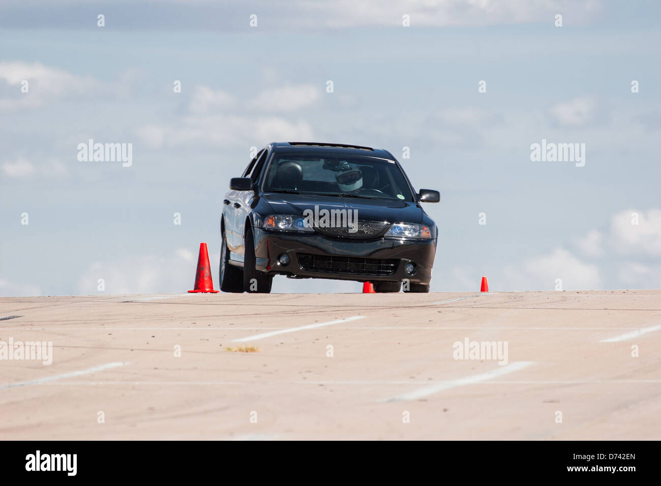 Eine 2003 schwarze Lincoln LS ein Autocross-Rennen auf eine Regionalveranstaltung Sports Car Club of America (SCCA) Stockfoto