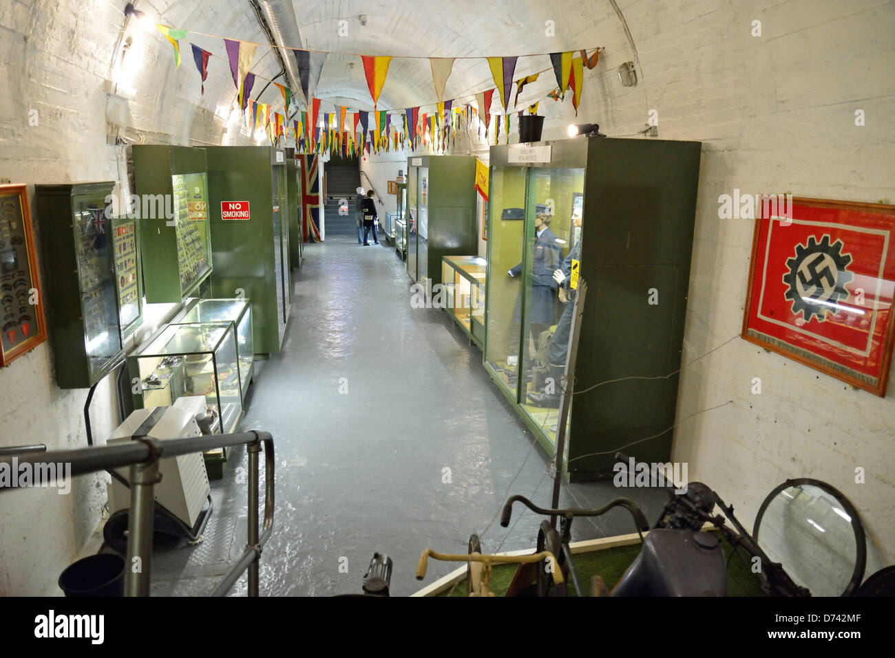 Interieur zeigt in La Valette Underground Military Museum, St. Peter Port (Saint-Pierre-Port), Guernsey, Channel Islands Stockfoto