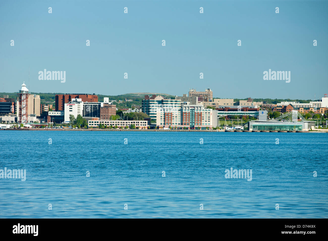 DIE INNENSTADT VON ERIE SKYLINE VON PRESQUE ISLE STATE PARK ERIE PENNSYLVANIA USA Stockfoto