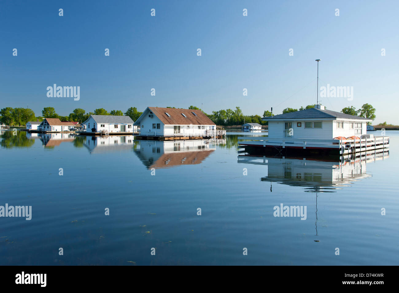 SCHWIMMENDE HÄUSER HUFEISEN TEICH PRESQUE ISLE STATE PARK ERIE PENNSYLVANIA USA Stockfoto