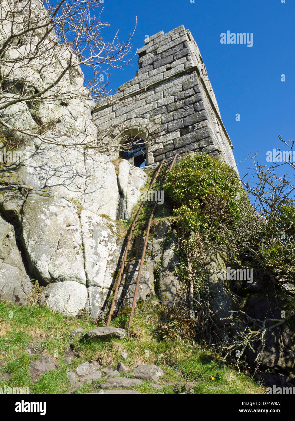 Leiter, die bis zur St. Michaels Kapelle, Roche Rock, Cornwall. Stockfoto