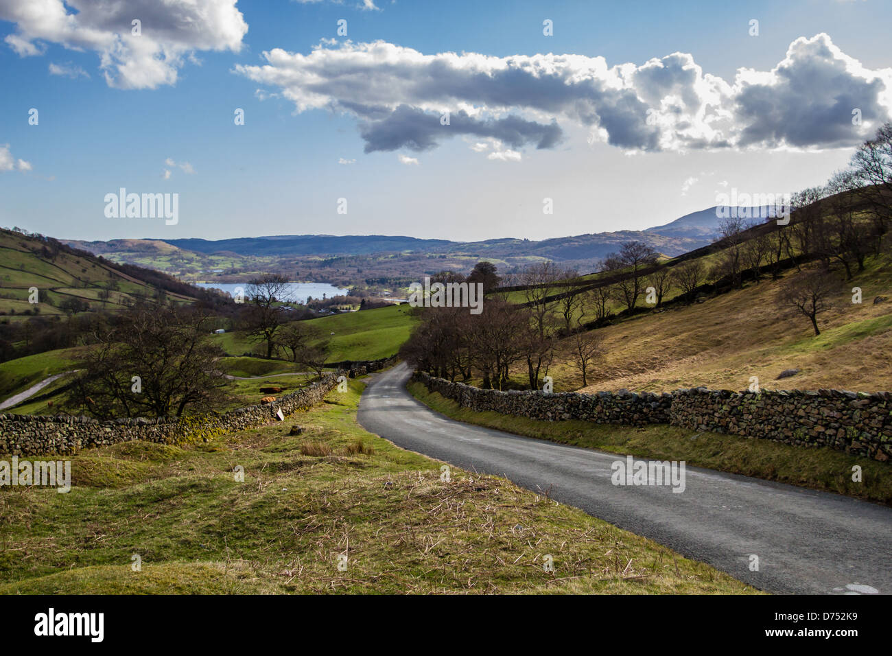 Der Kampf, Kirkstone Pass im Blick über Ambleside und Windermere Lake District Stockfoto