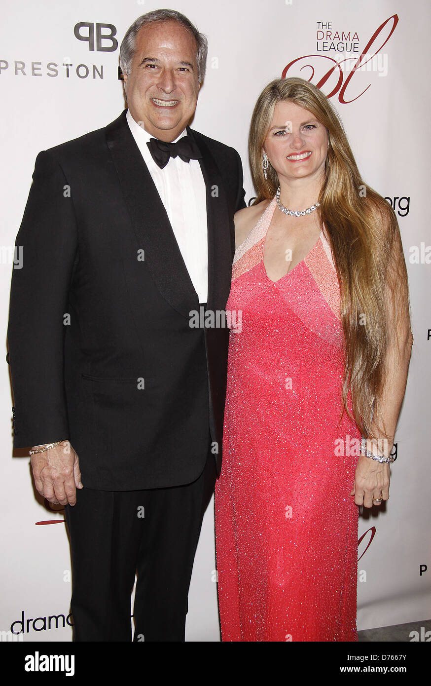 Stewart F. Lane und Bonnie Comley 2012 Drama League Gala im Pierre Hotel - Ankunft statt. New York City, USA- Stockfoto