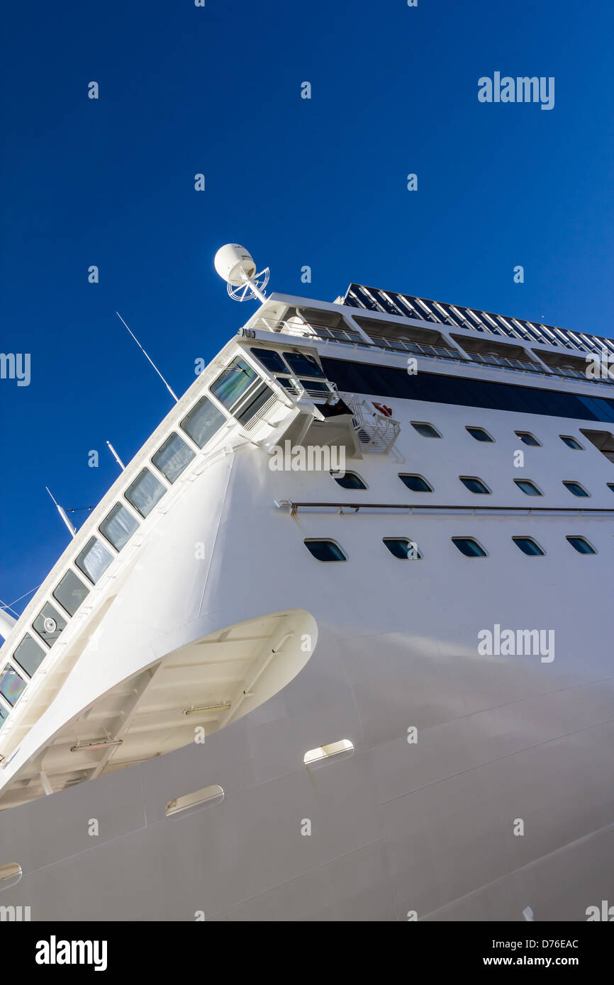 Detail des Kreuzfahrtschiffes MSC Armonia Brücke Stockfoto