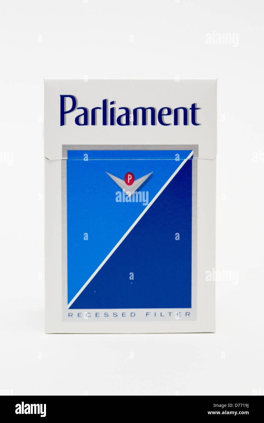 Eine Packung Zigaretten Parlament. Stockfoto